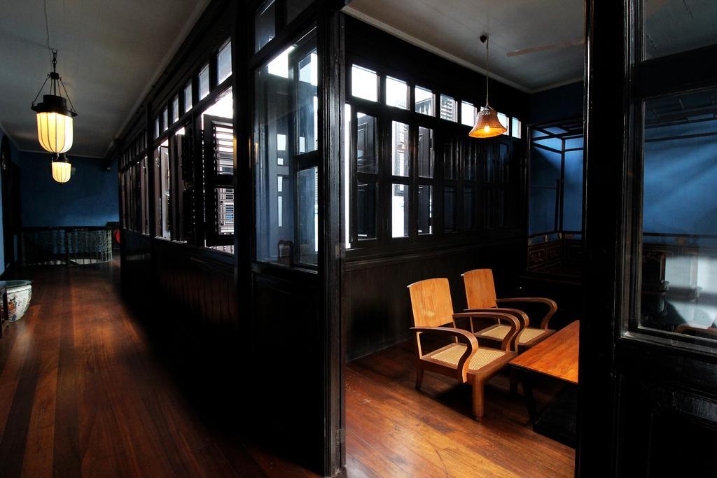 Отель Cheong Fatt Tze - The Blue Mansion Джорджтаун Экстерьер фото