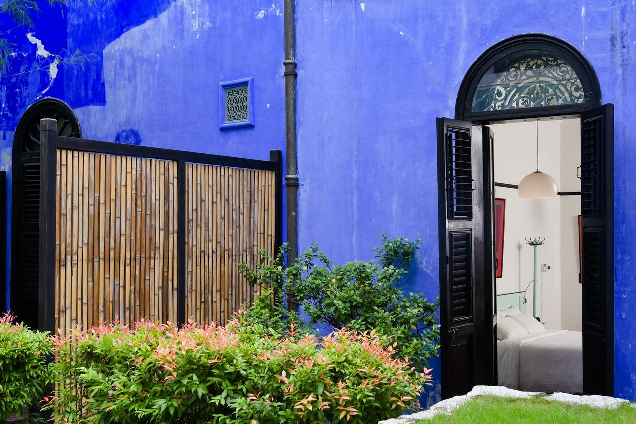 Отель Cheong Fatt Tze - The Blue Mansion Джорджтаун Экстерьер фото
