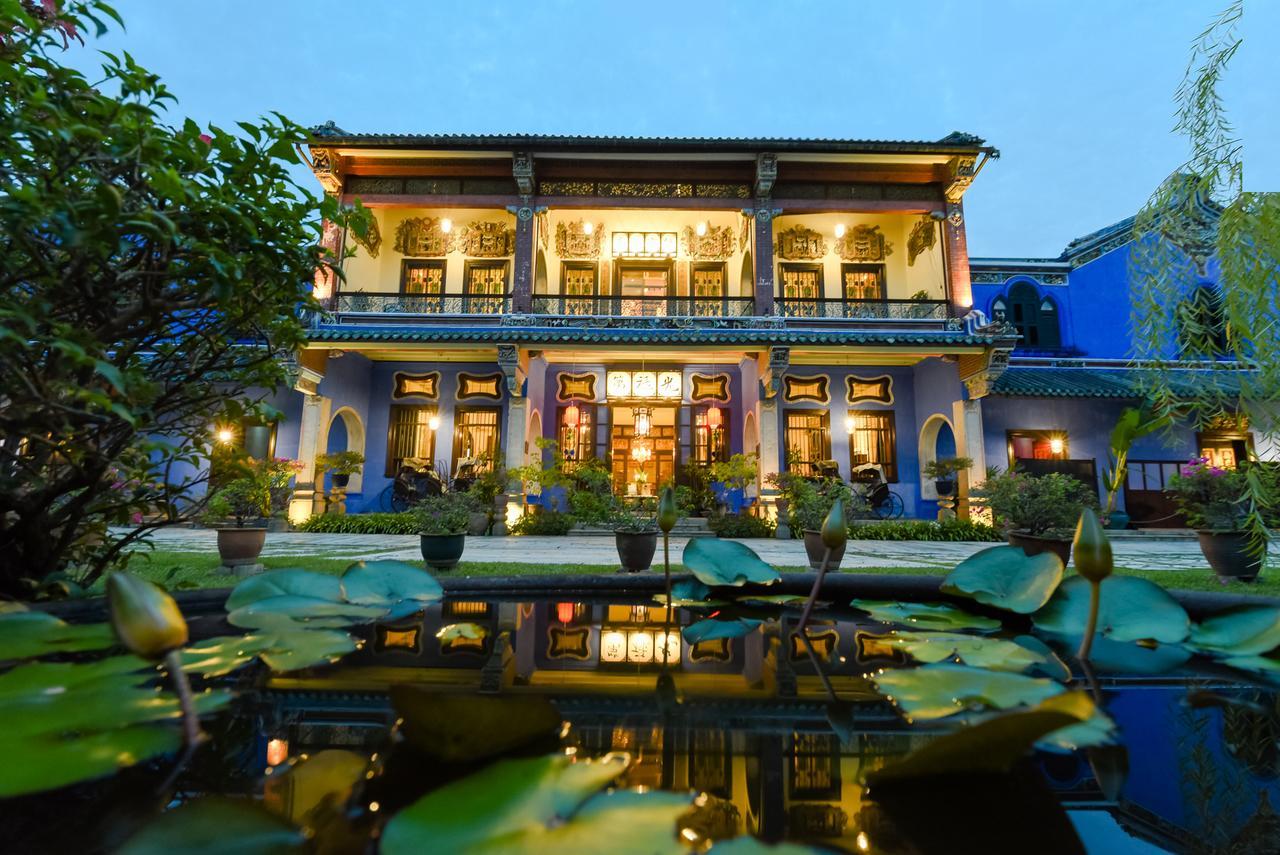 Отель Cheong Fatt Tze - The Blue Mansion Джорджтаун Экстерьер фото